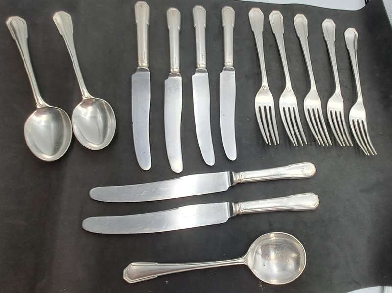 14 Vintage Gladwin Ltd. Embassy A1 Silverplate Cutlery Pieces  Rd.no.782376 Made in England
