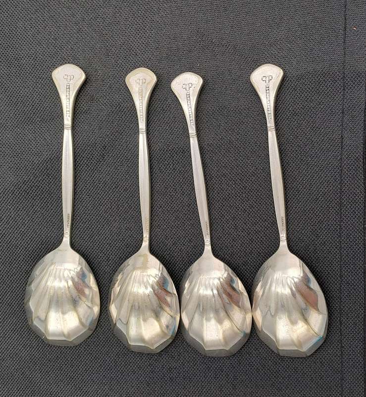 4 Vintage M&RS Permanent plate serving spoons with shell bowls Rd.no.240300 Made in Sheffield Eng.