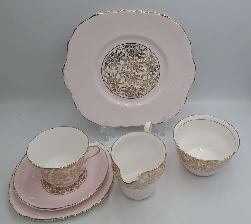 6pc Vintage Royal Vale Tea Set (Pink and Gold ) 1 Cake Plate 1 Trio creamer and sugar bowl -