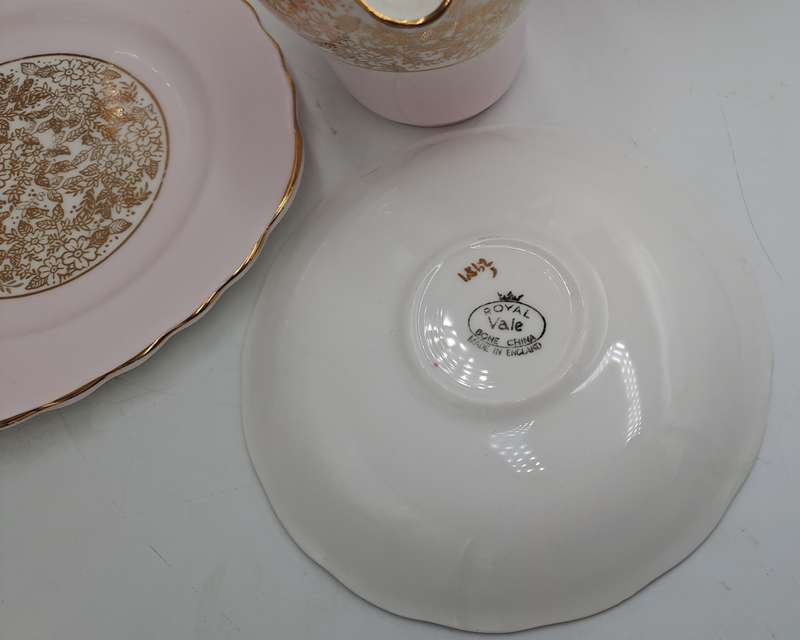 6pc Vintage Royal Vale Tea Set (Pink and Gold ) 1 Cake Plate 1 Trio creamer and sugar bowl -