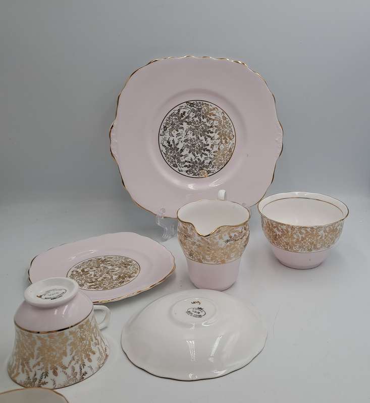 6pc Vintage Royal Vale Tea Set (Pink and Gold ) 1 Cake Plate 1 Trio creamer and sugar bowl -
