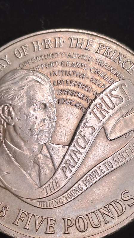 1998 5 Pounds - Elizabeth II 4th portrait-Prince Charles' 50th Birthday Coin