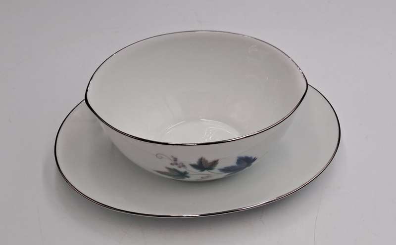 Rare!! 1950's Noritake "Vintage" 618 Royal Ceramic's -Gravy Boat with attached underplate -JAPAN