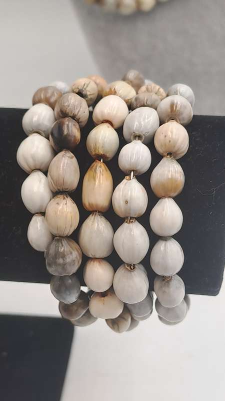Vintage seed Bead Necklace 112cm with Matching Bracelet with Memory Wire -63cm