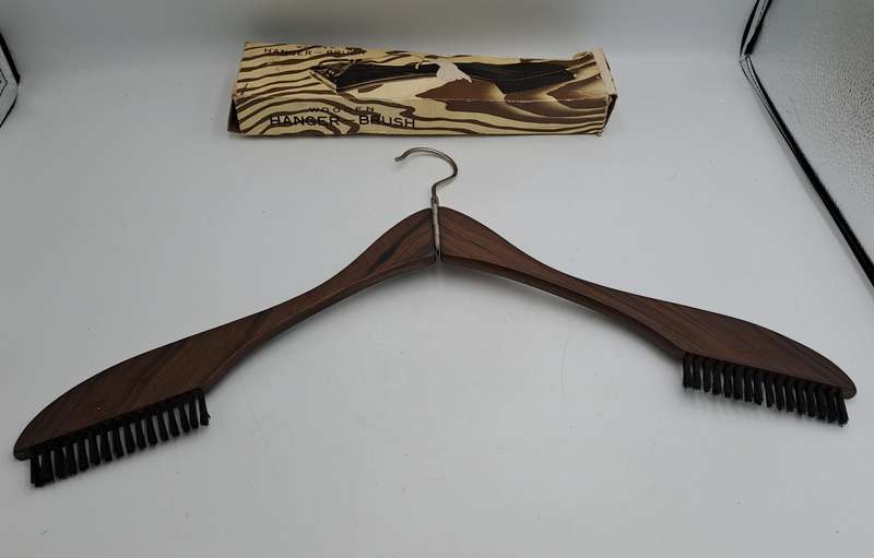 Vintage 1960's Foldable Hotel 17.75" Wooden Suit/Jacket Hanger with Dual Brushes - Japan