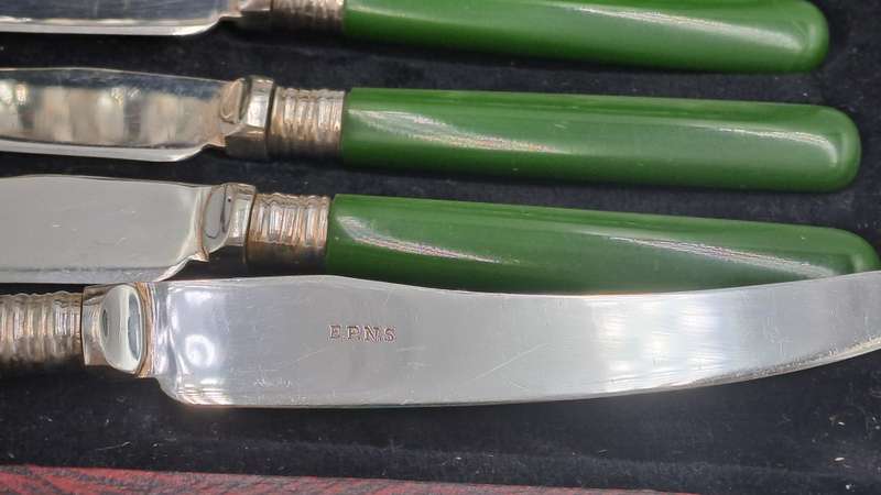 13pc Antique /Vintage EPNS Knife and spoon set with tongs-Green Bakelite Handle's -Boxed
