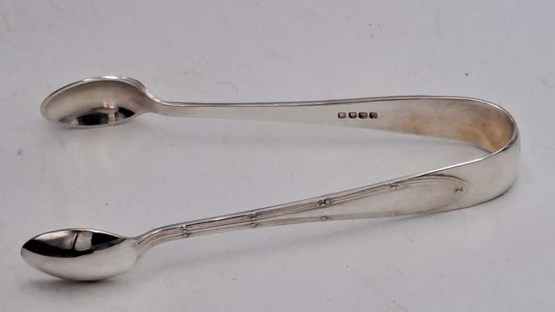 13pc Antique /Vintage EPNS Knife and spoon set with tongs-Green Bakelite Handle's -Boxed