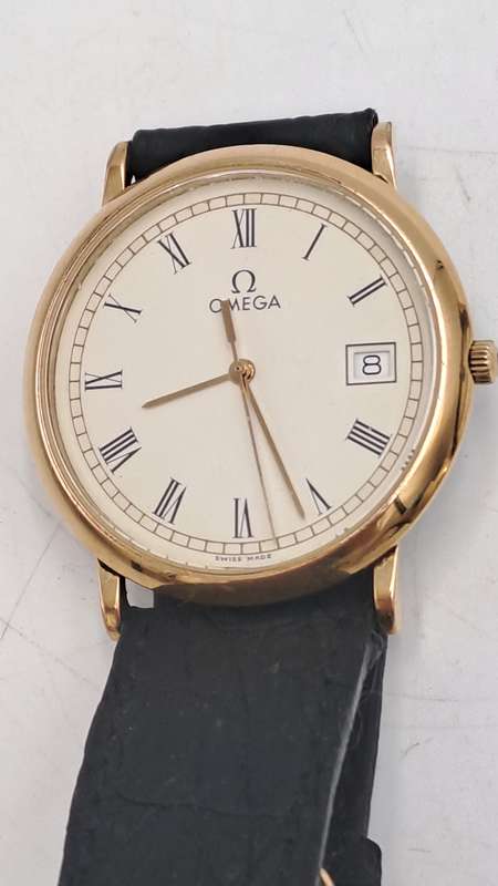 Vintage Ladies OMEGA DeVille 1430 Swiss Made Quartz Watch -Working -Engraved