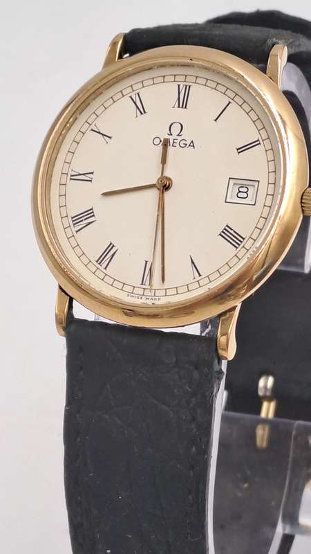 Vintage Ladies OMEGA DeVille 1430 Swiss Made Quartz Watch -Working -Engraved
