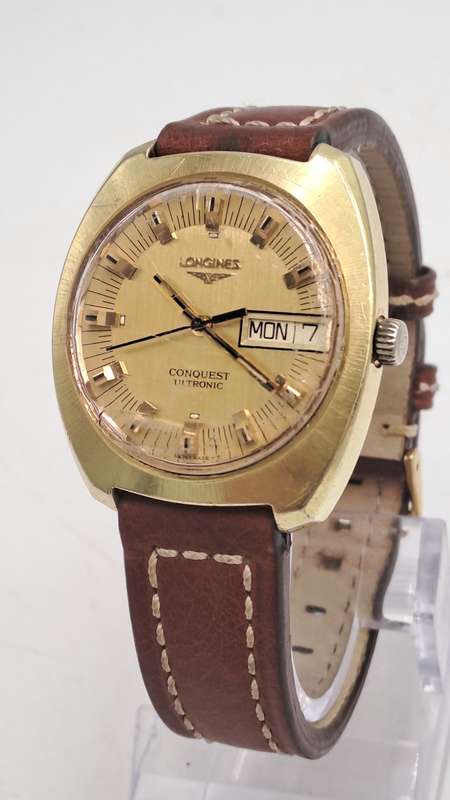 Vintage 1970's Gent's Swiss Made Longines CONQUEST ULTRONIC Quartz Watch-Working
