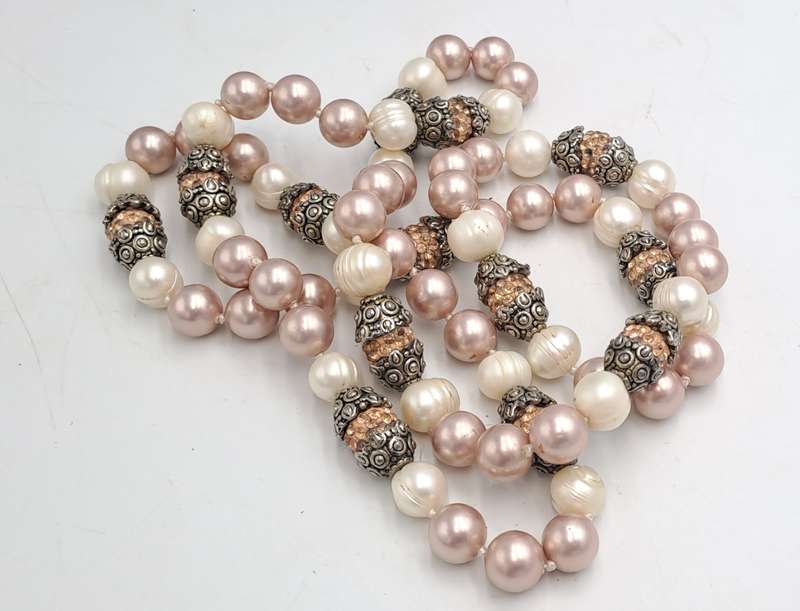 Antique /Vintage Necklace 105cm with Genuine Pearls and Metal and Glass Links.