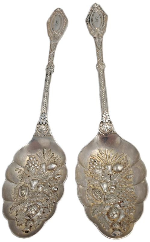 Circa 1878 Victorian Berry Silver Plate Serving Spoons 23,7cm  UK -