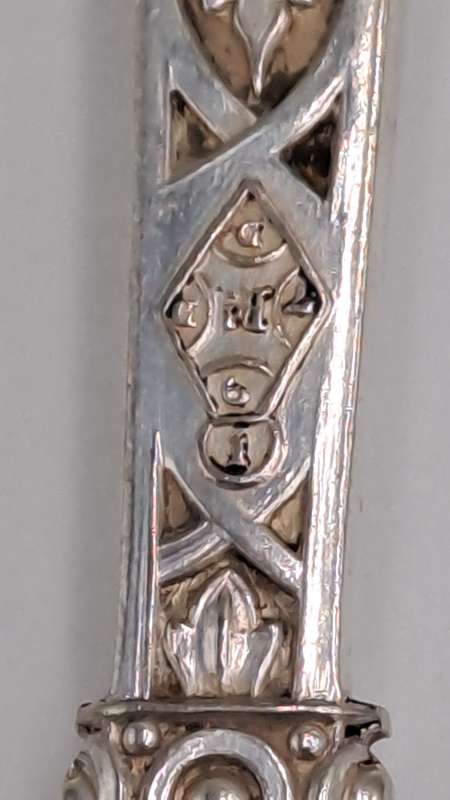 Circa 1878 Victorian Berry Silver Plate Serving Spoons 23,7cm  UK -