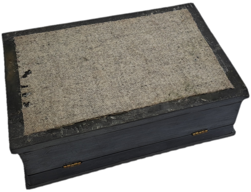 Vintage Heavy Metal Trinket Box 17,5cmx12cmx6cm  -1,18kg