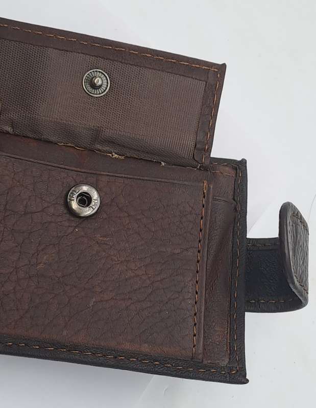 Brown Men's Genuine V.1.H  Leather Wallet -Holds Cards,Licence 0r ID and Change-Unused
