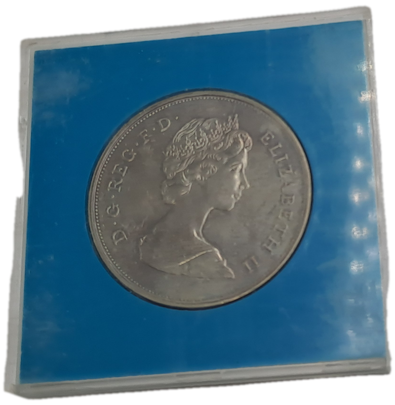 1981 The Royal Wedding Commemorative Crown-Charles and Diana - UNC In Holder