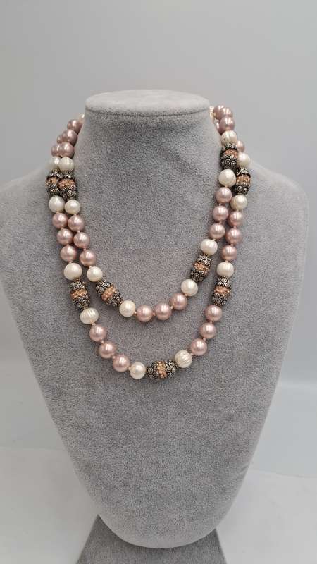 Antique /Vintage Necklace 105cm with Genuine Pearls and Metal and Glass Links.