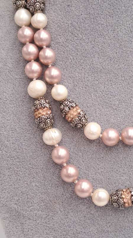 Antique /Vintage Necklace 105cm with Genuine Pearls and Metal and Glass Links.