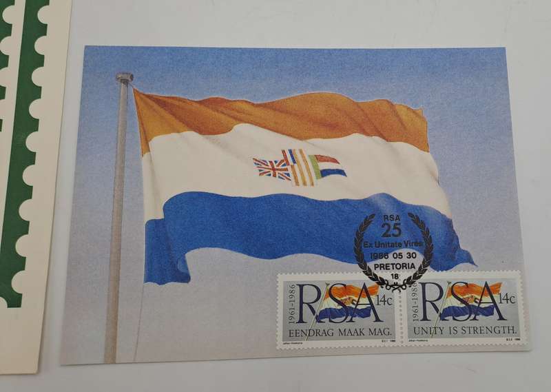 1961 To 1986 RSA 25 Years Postcard with Stamps- in Philatelic Services envelope -