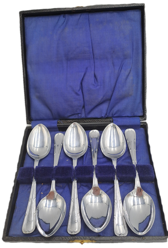 6 Vintage Chrome Plated Teaspoons -Boxed