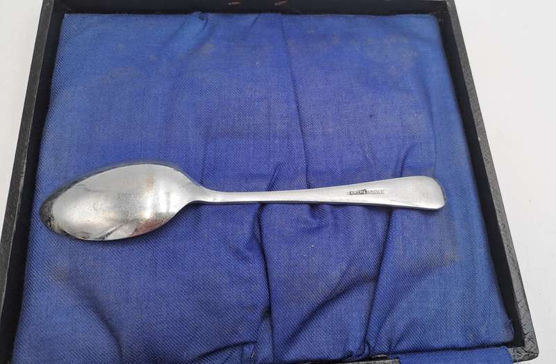 6 Vintage Chrome Plated Teaspoons -Boxed