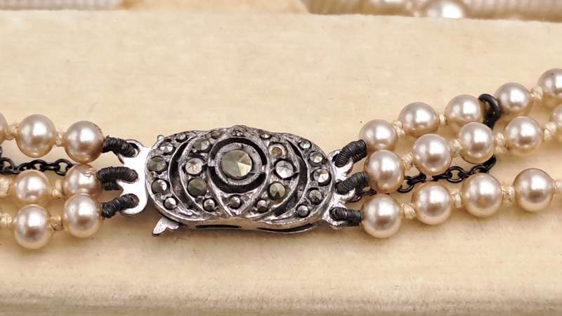 Vintage Genuine 3 Strand Lotus Pearl Necklace In Original Box with Silver Clasp
