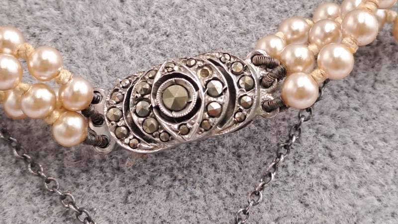 Vintage Genuine 3 Strand Lotus Pearl Necklace In Original Box with Silver Clasp