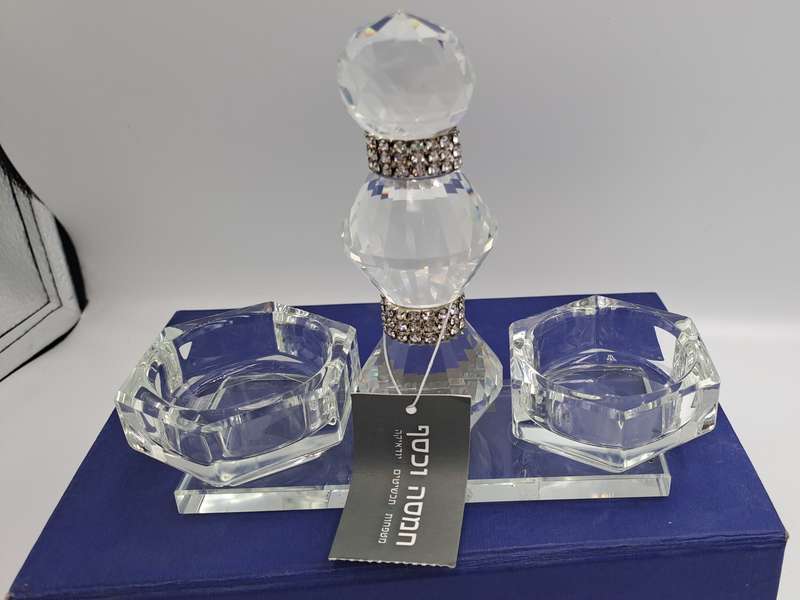 Hamsa Crystal Judaica Candle Holder -Boxed -Unused -Top Quality