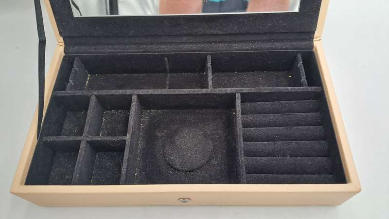 Pandora Leather Covered Jewelry Box with Mirror