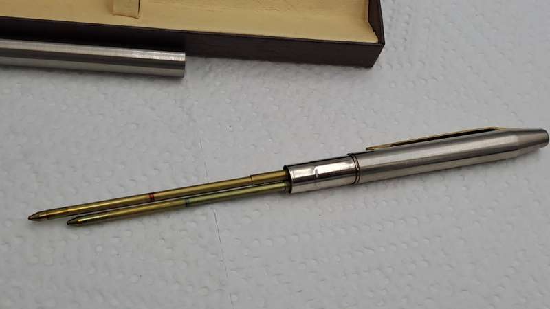 Vintage CHROMATIC Pen Double-Twist 2 Color Pen-USA ink is dry-in Box
