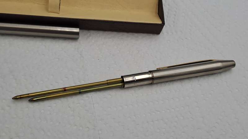 Vintage CHROMATIC Pen Double-Twist 2 Color Pen-USA ink is dry-in Box