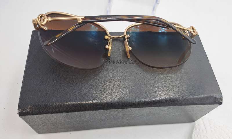 Pre-owned Tiffany & Co TF3023 Sunglasses made In Italy -Boxed