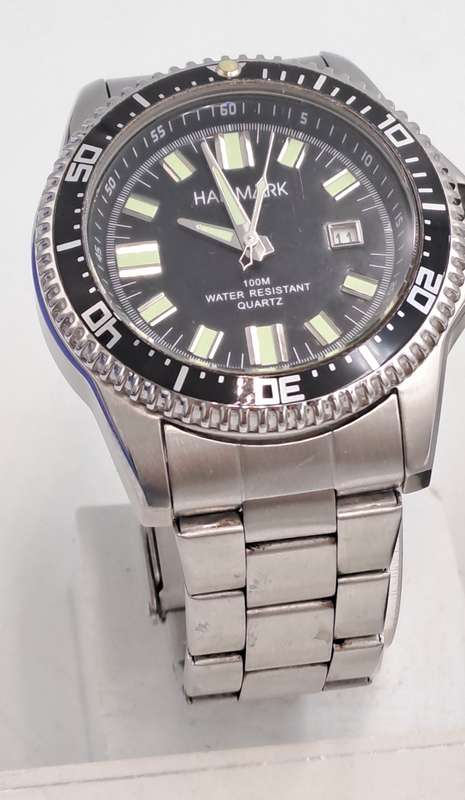 Pre-Owned Men's Hallmark HF794B Quartz 10ATM Japan Movement watch-Boxed