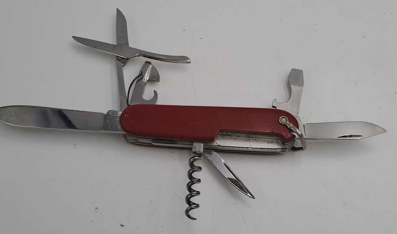Pre-Owned Vintage Victorinox OFFICIER Army Knife Switzerland-Multitool