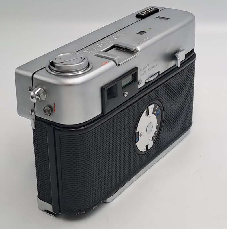 1961 Vintage Yashica Flash-O-Set 35mm Camera with Coupled View Range Finder -Leather Case and Box