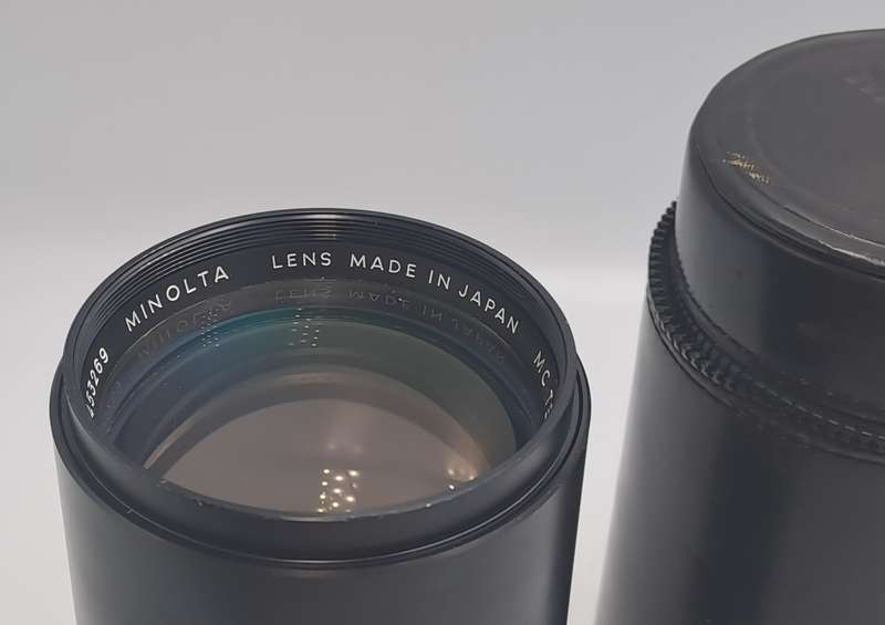 Vintage 1970 Minolta MC Tele Rokkor -QF 1:3.5 f200mm Lens in Leather Case with Caps