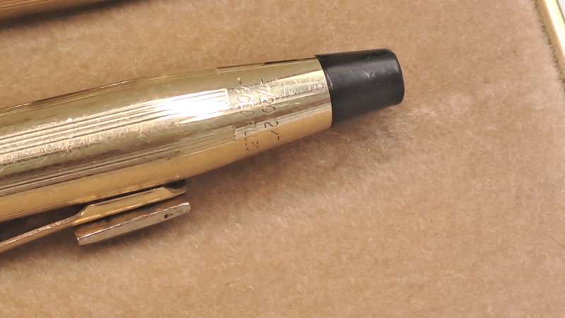 Pre-Owned  1/20 12 Gold Filled Cross Pen and Pencil set in Box with sleeve-Chevrolet Logo on Clip