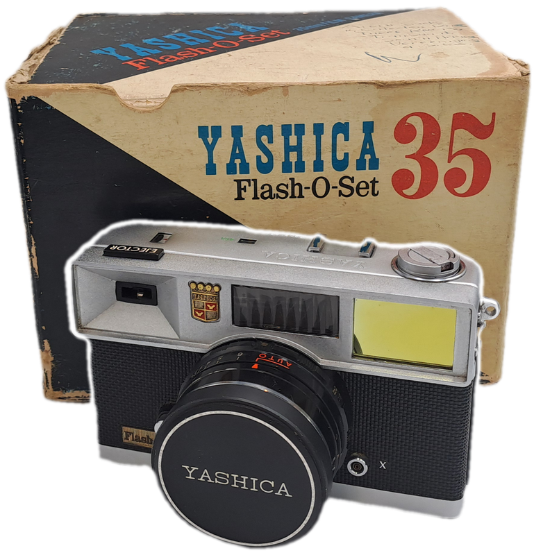 1961 Vintage Yashica Flash-O-Set 35mm Camera with Coupled View Range Finder -Leather Case and Box