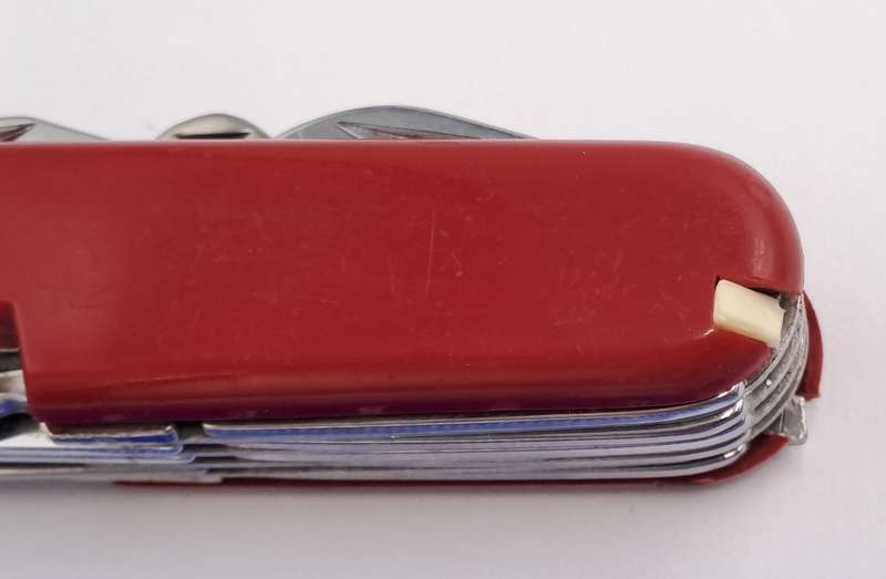 Pre-Owned Multi-Tool Pocket Knife (12 tools) with Toothpick and Tweezer Made in China