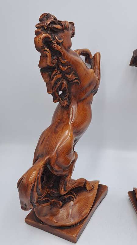 Vintage Pair of Rearing Horse Bookends - Horse Figurines - Rearing Stallions