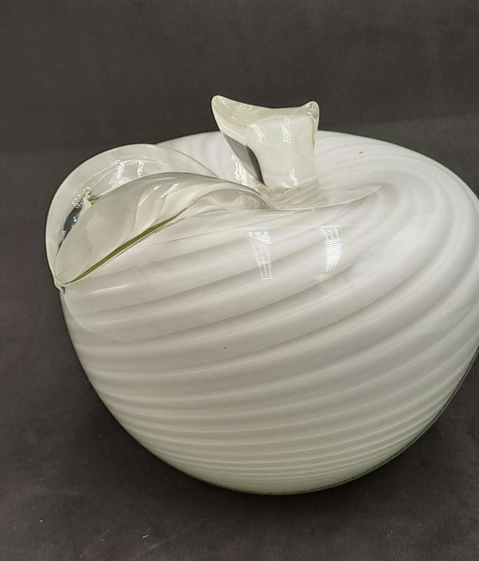 Murano Art Glass Brilliant White Swirl Apple