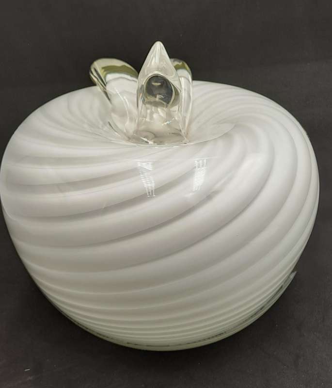 Murano Art Glass Brilliant White Swirl Apple