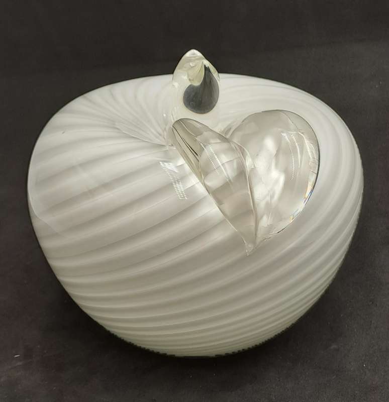 Murano Art Glass Brilliant White Swirl Apple