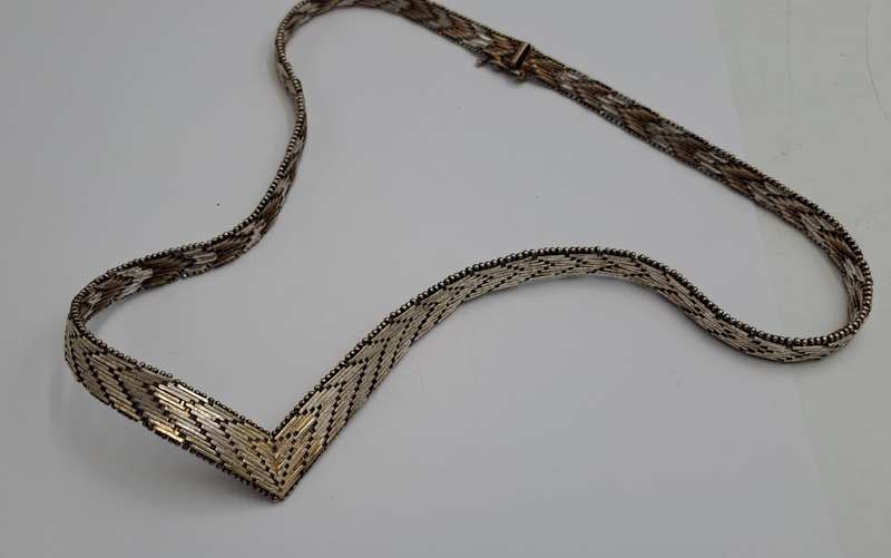Vintage STERLING SILVER .925 TRI COLOR VERMEIL V NECKLACE Made In  ITALY