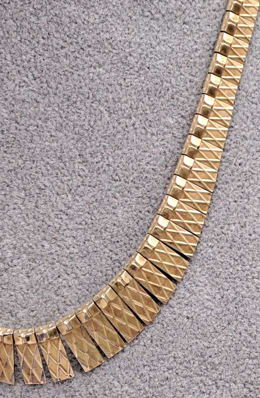 Gold Tone CHOKER NECKLACE  42cm