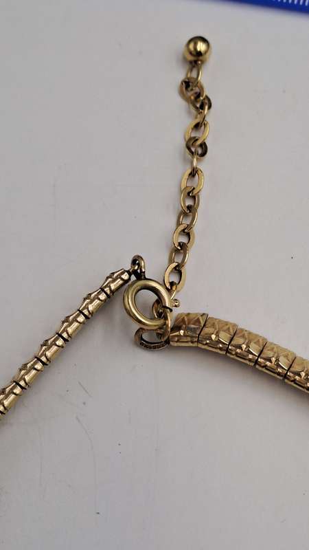 Gold Tone CHOKER NECKLACE  42cm