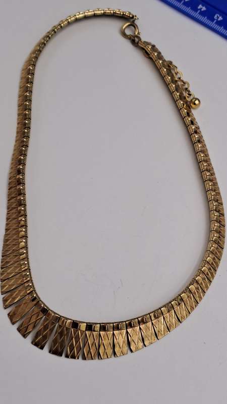 Gold Tone CHOKER NECKLACE  42cm