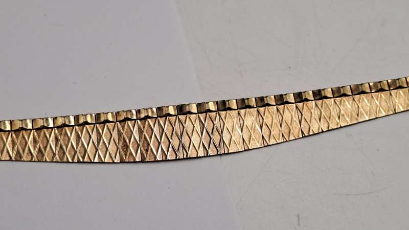 Gold Tone CHOKER NECKLACE  42cm