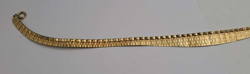Gold Tone CHOKER NECKLACE  42cm