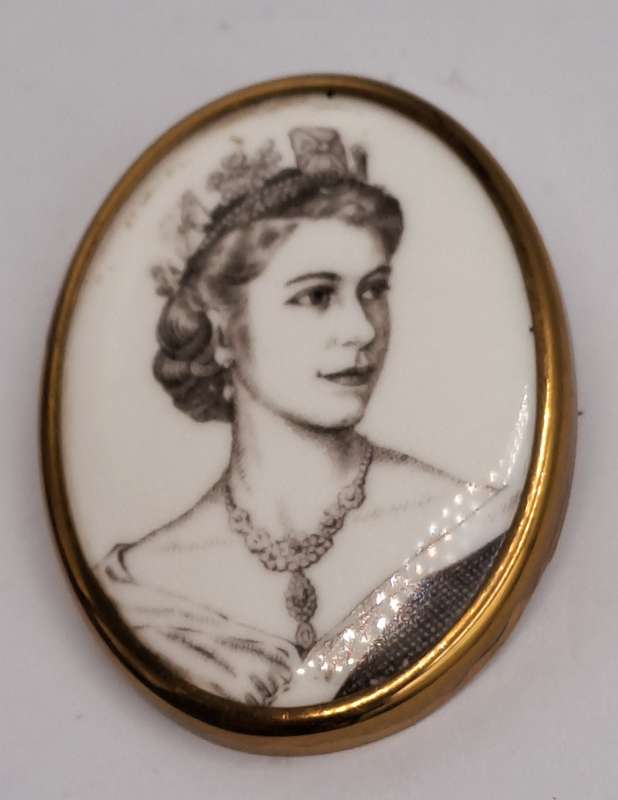 Vintage Rare 1953 Porcelain Coronation Brooch Queen Elizabeth II Royal Worcester England